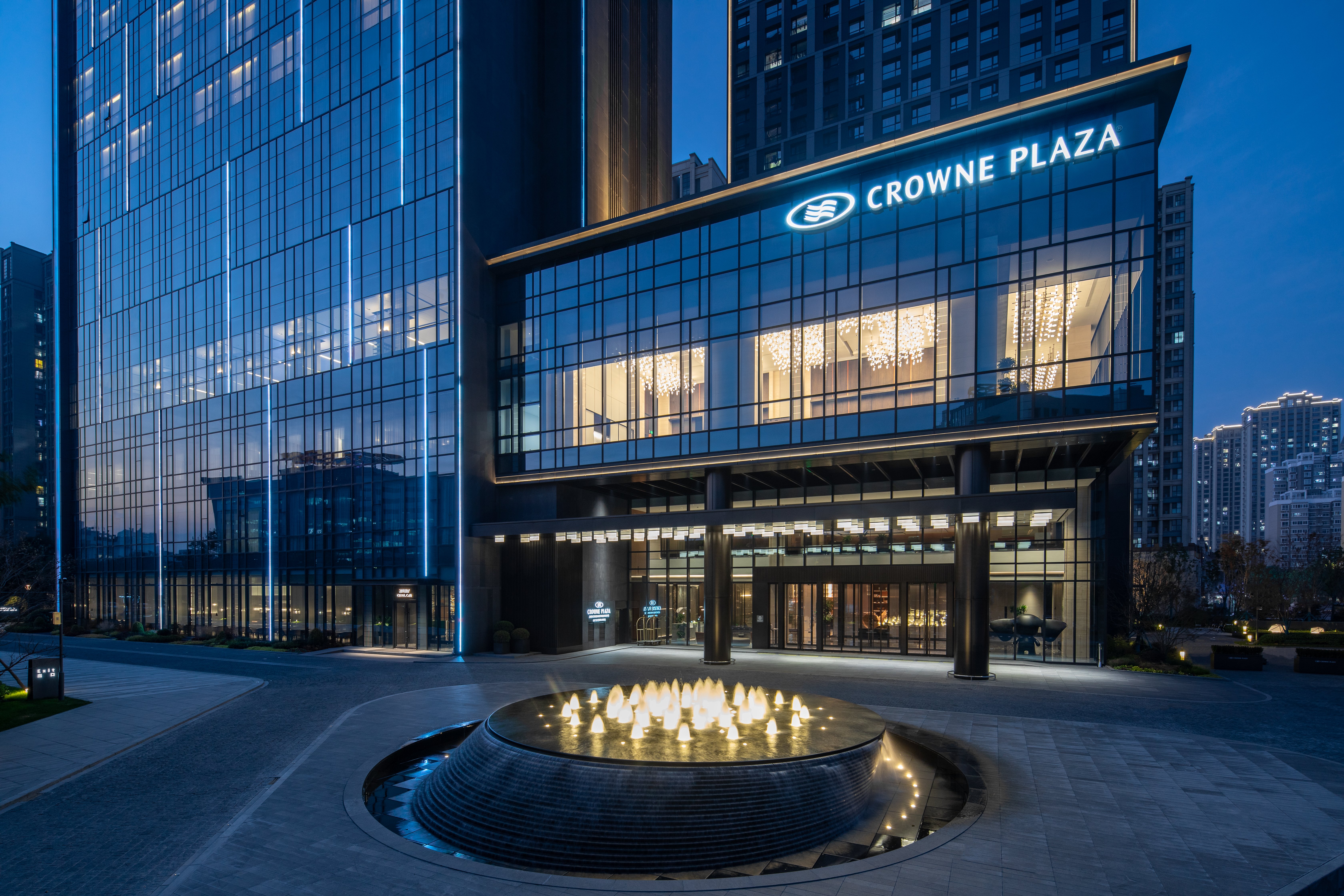 crowne plaza zhengzhou high tech zone an ihg hotel