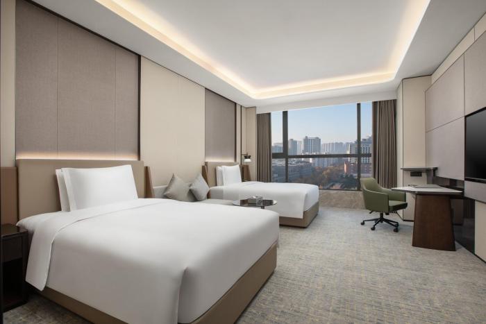 crowne plaza zhengzhou high tech zone an ihg hotel