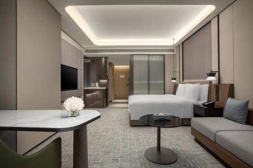 crowne plaza zhengzhou high tech zone an ihg hotel