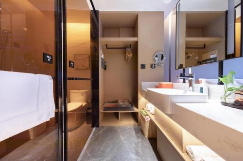 atour hotel huzhou nanxun ancient town