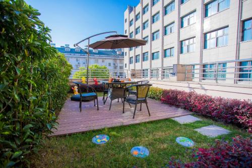 atour hotel huzhou nanxun ancient town
