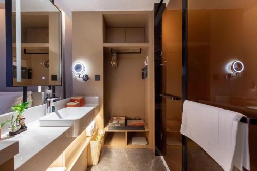 atour hotel huzhou nanxun ancient town