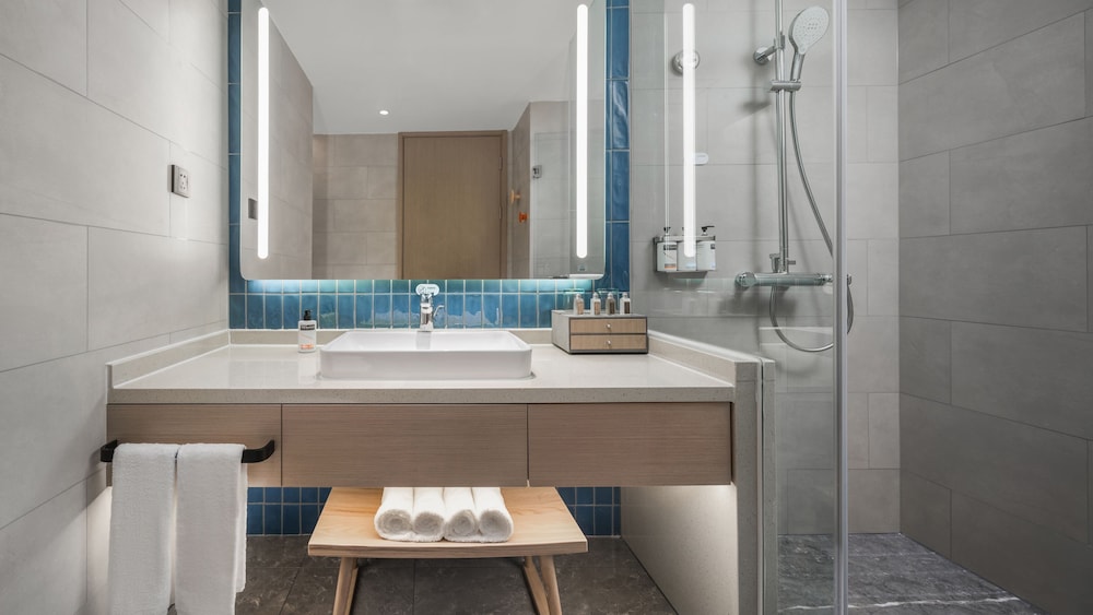 holiday inn express tengchong hot spring an ihg hotel