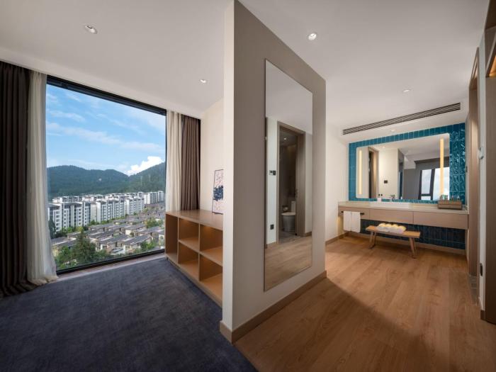 holiday inn express tengchong hot spring an ihg hotel