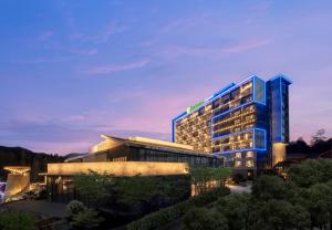 holiday inn express tengchong hot spring an ihg hotel