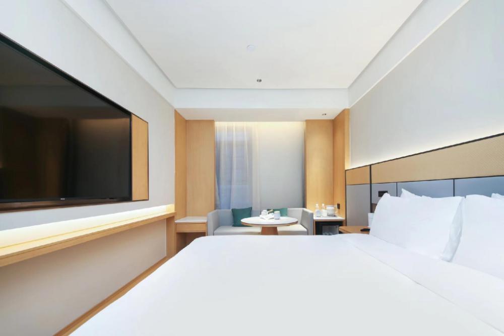 ji hotel wuhan guanggu 3rd road