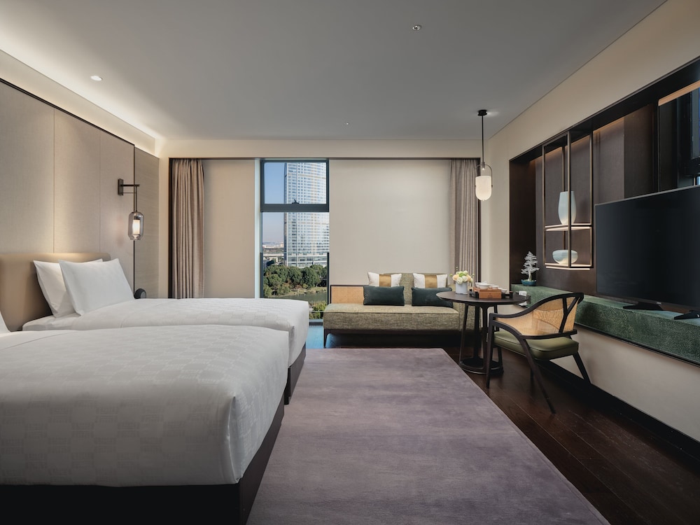 hualuxe kunshan huaqiao an ihg hotel