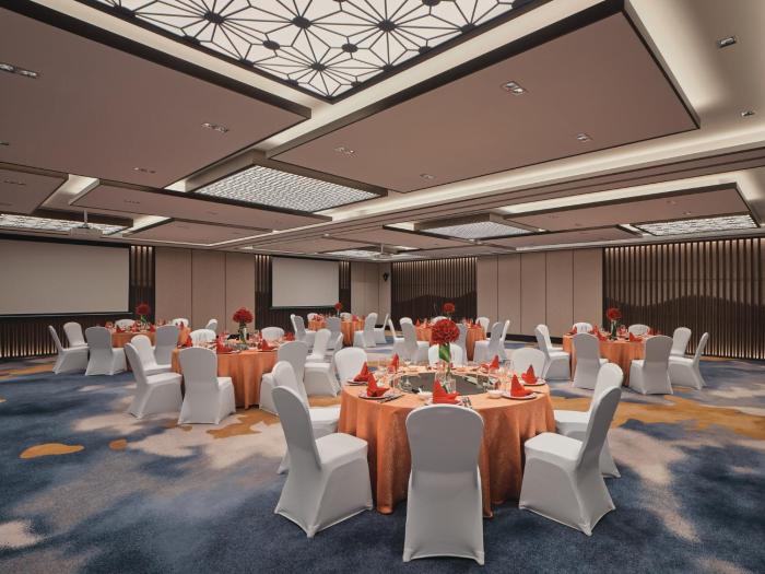 hualuxe kunshan huaqiao an ihg hotel