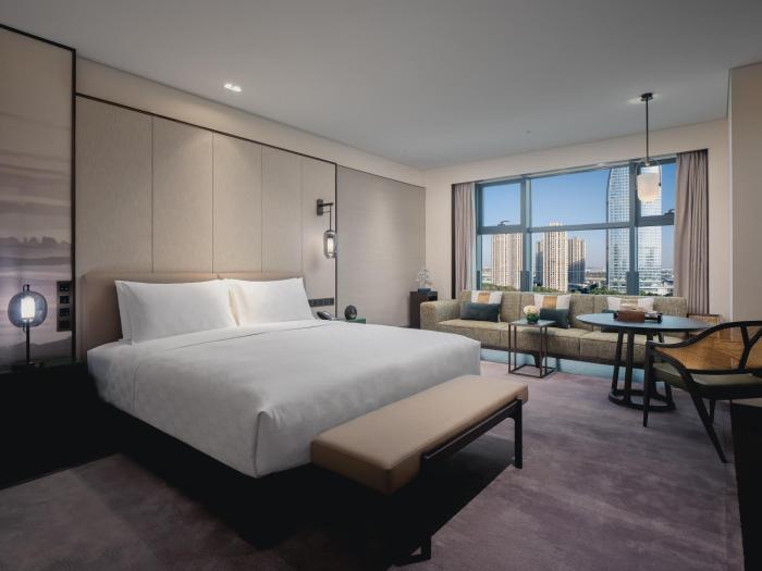 hualuxe kunshan huaqiao an ihg hotel