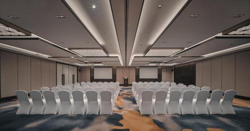 hualuxe kunshan huaqiao an ihg hotel