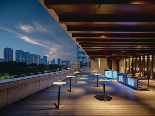 hualuxe kunshan huaqiao an ihg hotel
