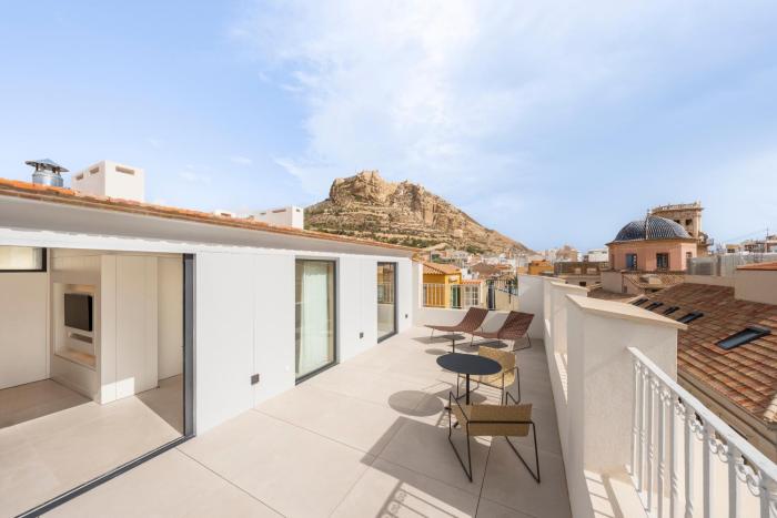 tandem portico alicante suites