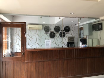 Lenny's Hotels,,2 star