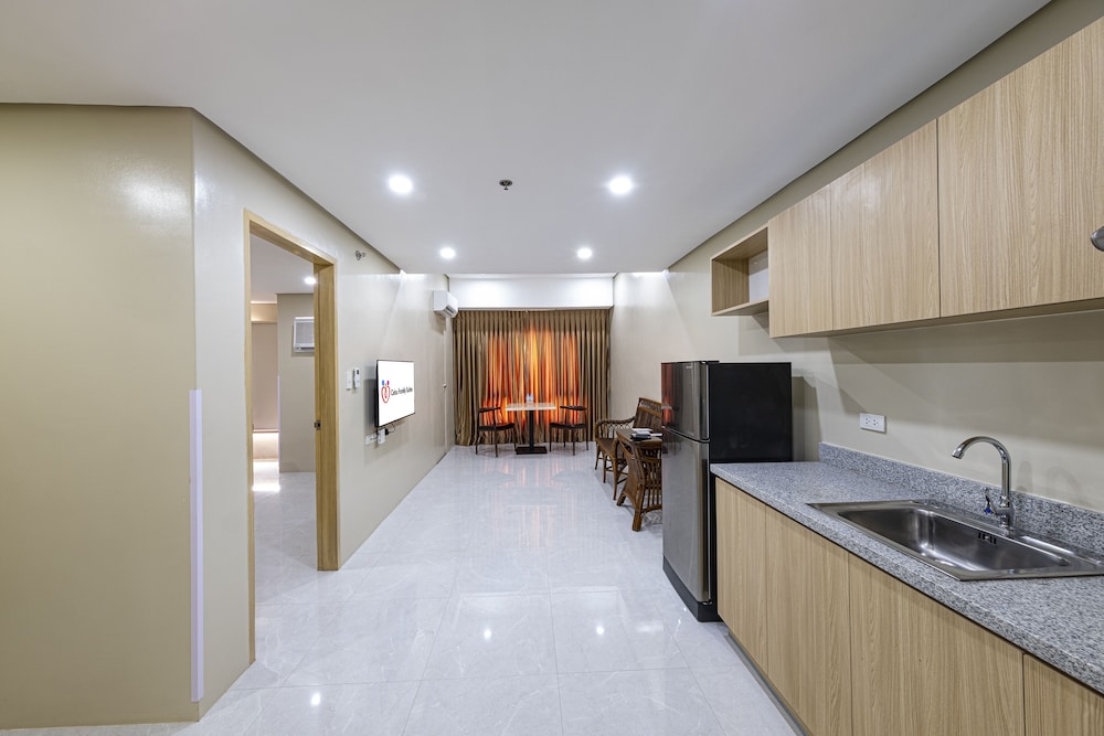 cebu family suites by cocotel powered by fave