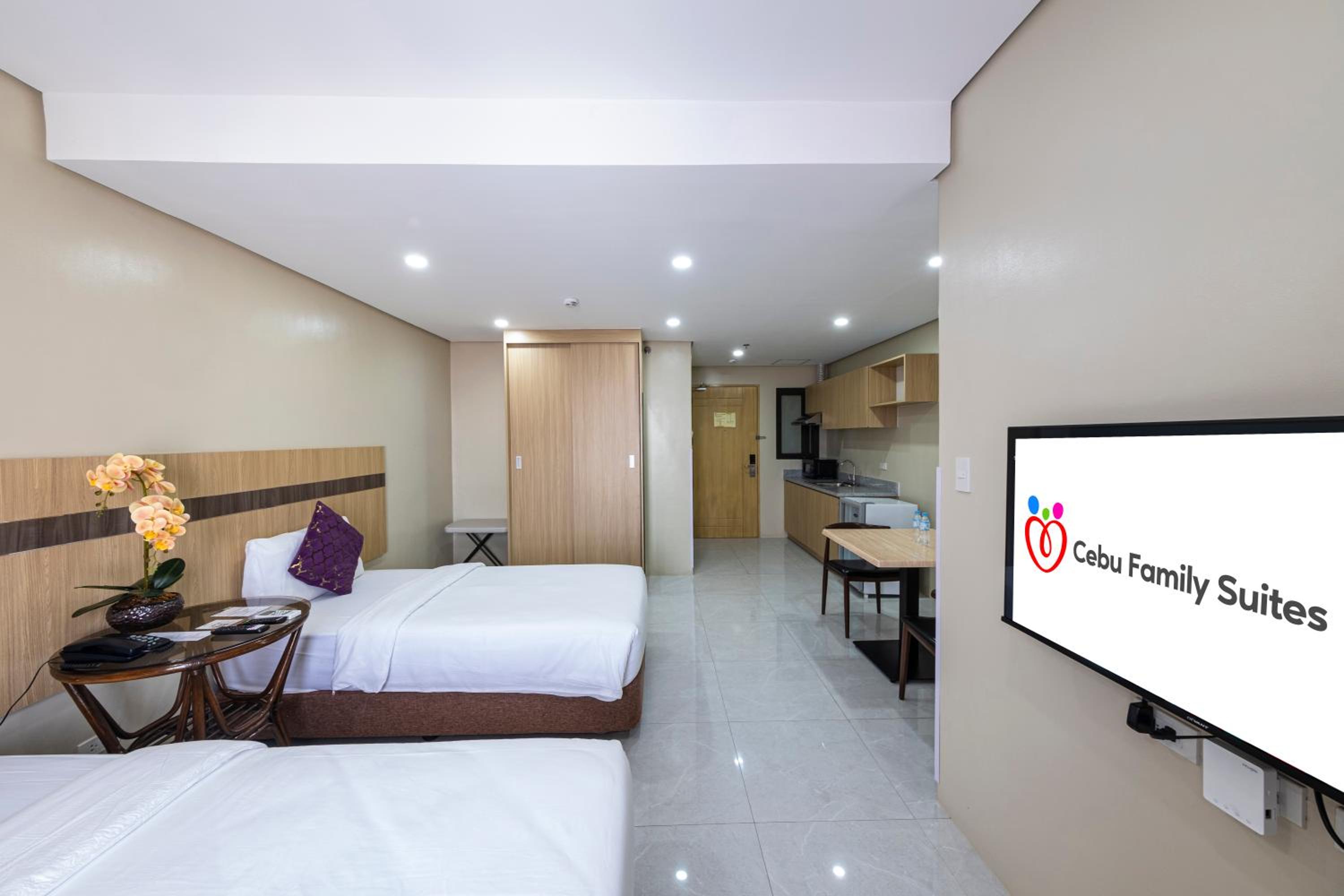 cebu family suites by cocotel powered by fave