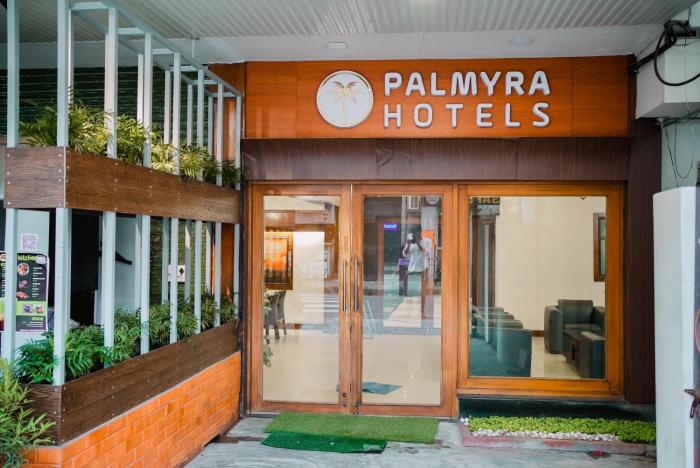 hotel palmyra grand inn