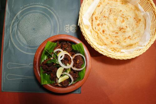 hotel palmyra grand inn