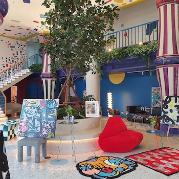 chi hotel bangkok sha extra plus