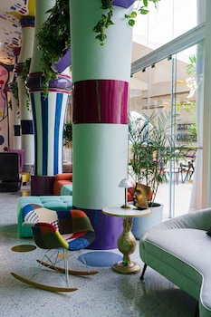 chi hotel bangkok sha extra plus