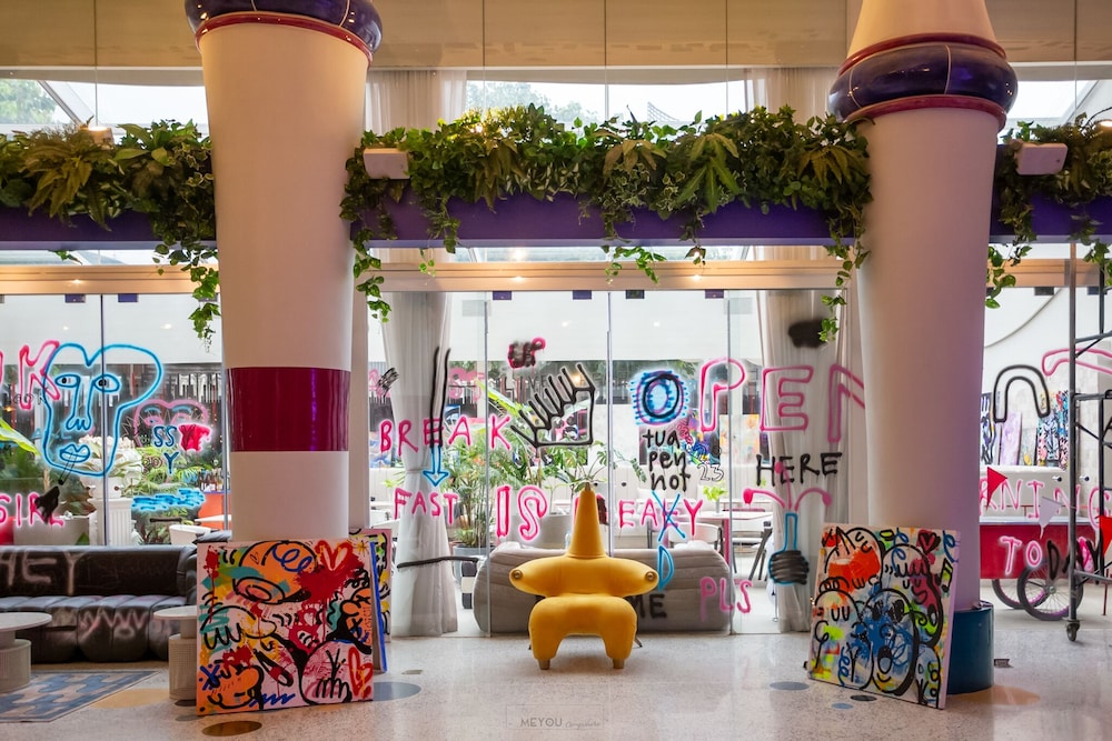 chi hotel bangkok sha extra plus