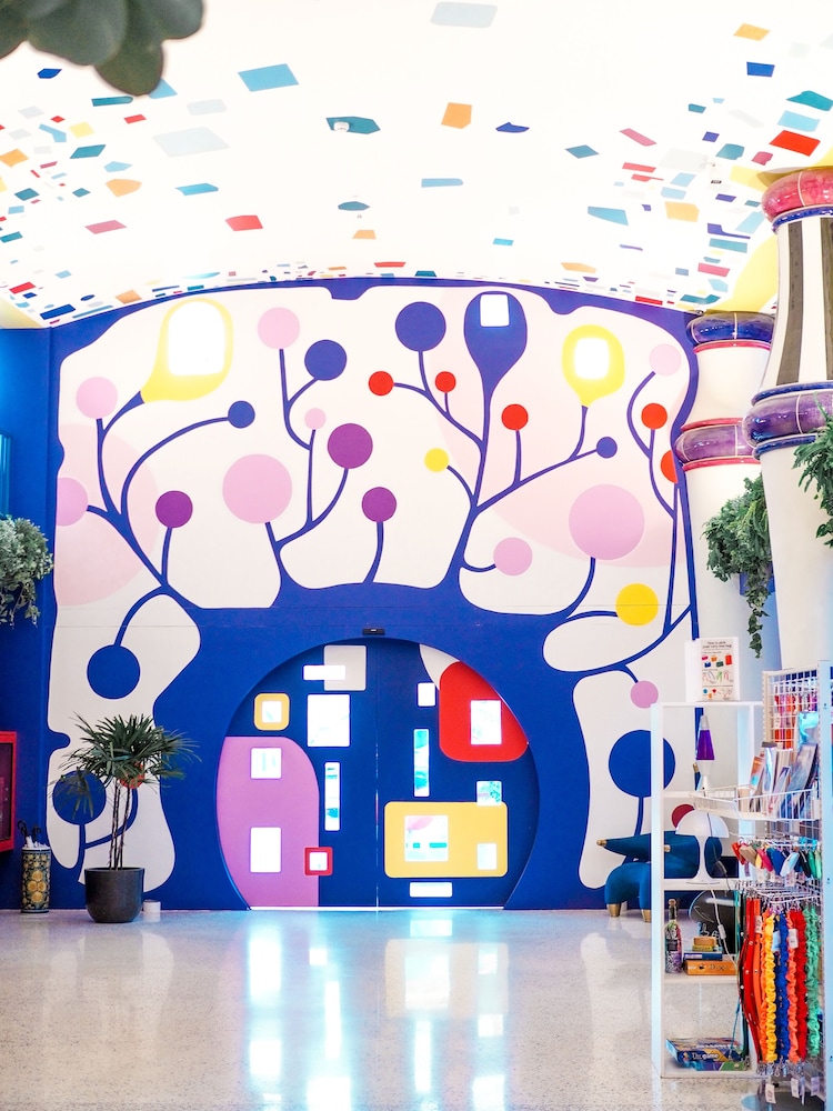 chi hotel bangkok sha extra plus