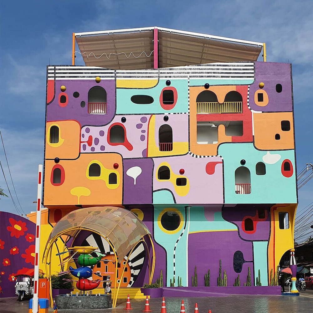 chi hotel bangkok sha extra plus