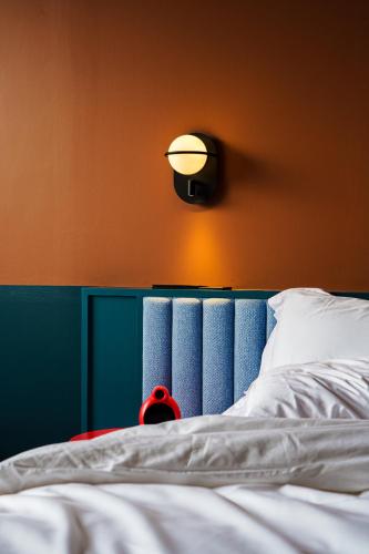 chi hotel bangkok sha extra plus