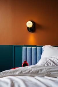 chi hotel bangkok sha extra plus