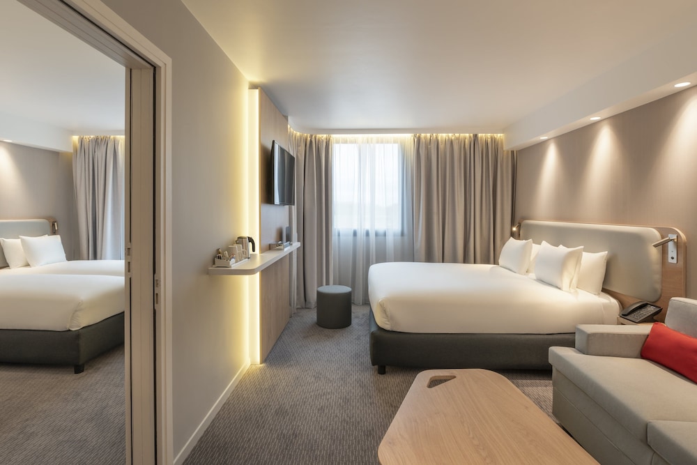 holiday inn express marne la vallee val d europe