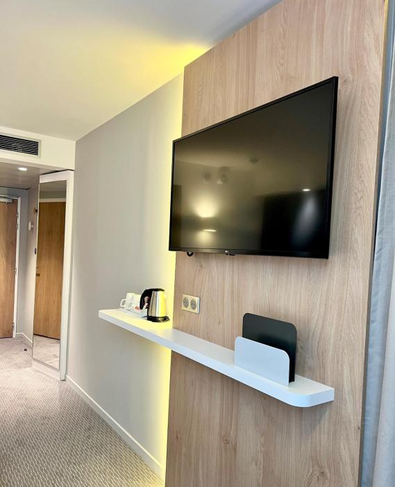 holiday inn express marne la vallee val d europe