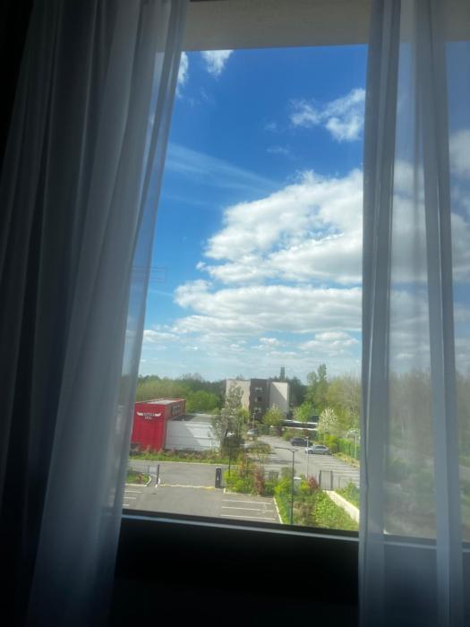 holiday inn express marne la vallee val d europe