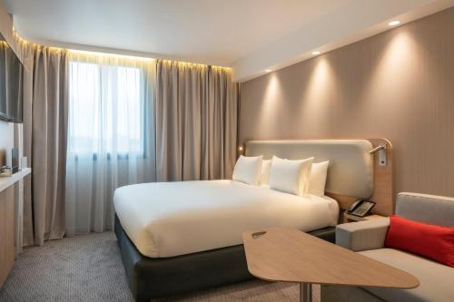 holiday inn express marne la vallee val d europe