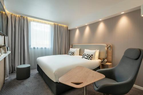 holiday inn express marne la vallee val d europe