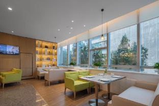 cm serviced apartment shenzhen dongmen