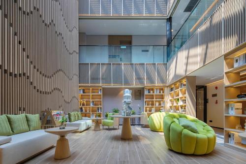 cm serviced apartment shenzhen dongmen