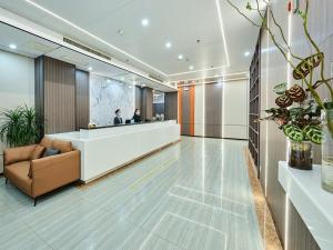 Jinjiang Metropolo Hotel Jiangyin Hongqiao Road Ba,,3 star