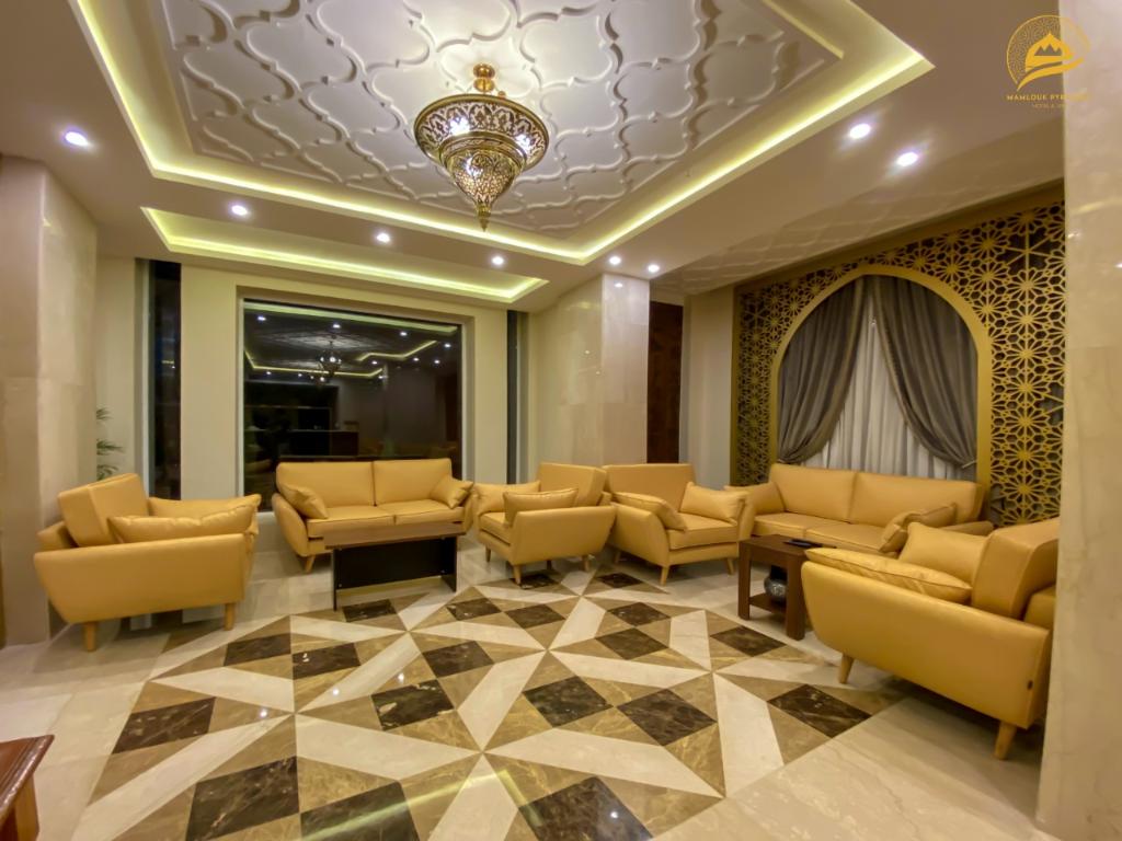 mamluk pyramids hotel