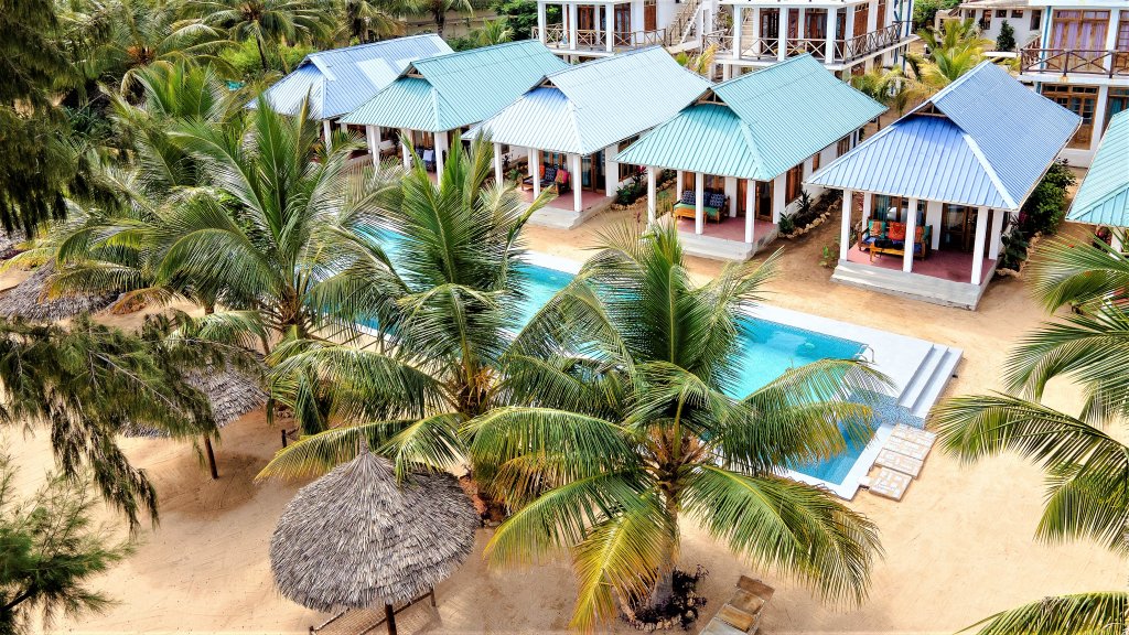 asante sana beach cottages
