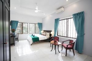 the birdcage boutique