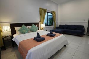 the birdcage boutique