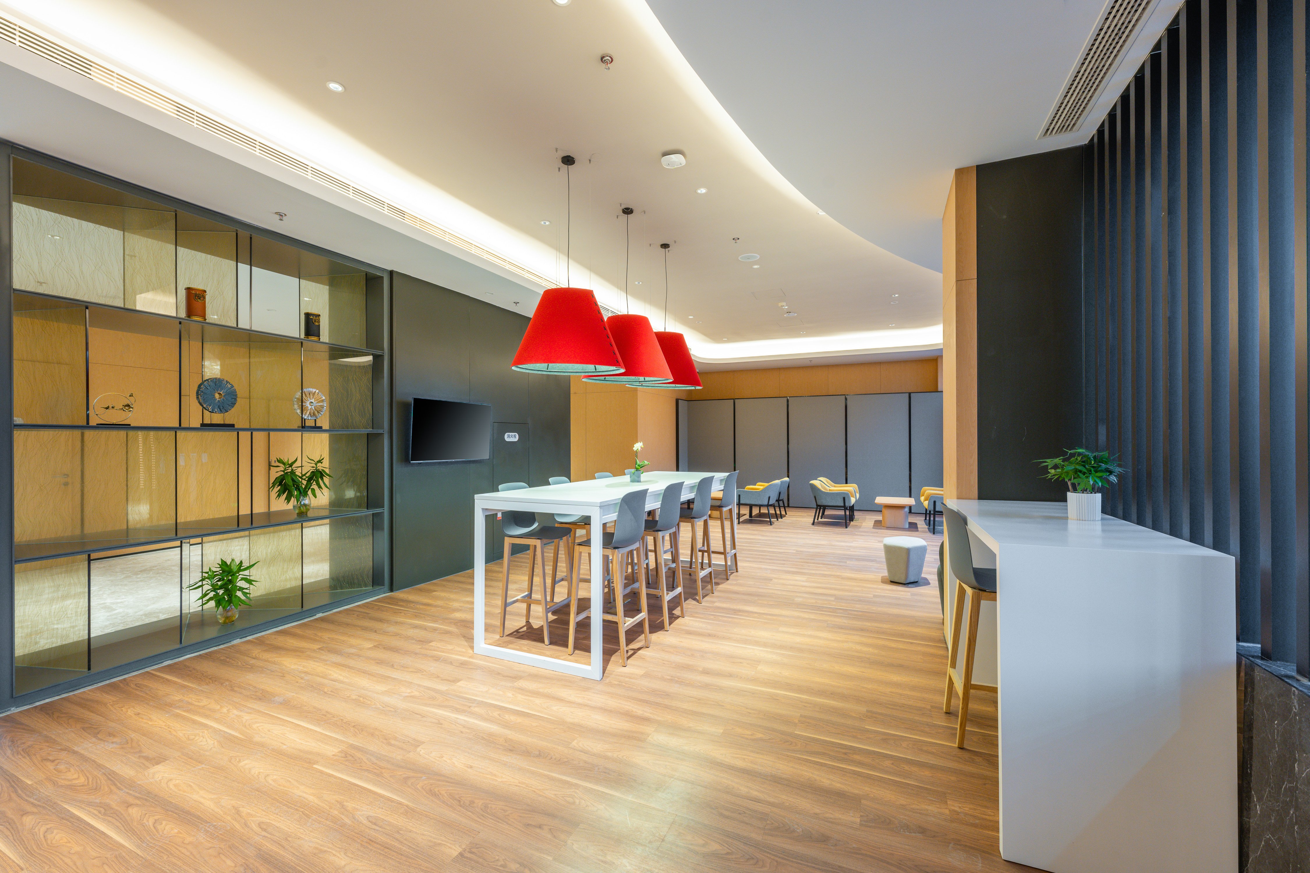 holiday inn express xinji city center an ihg hotel