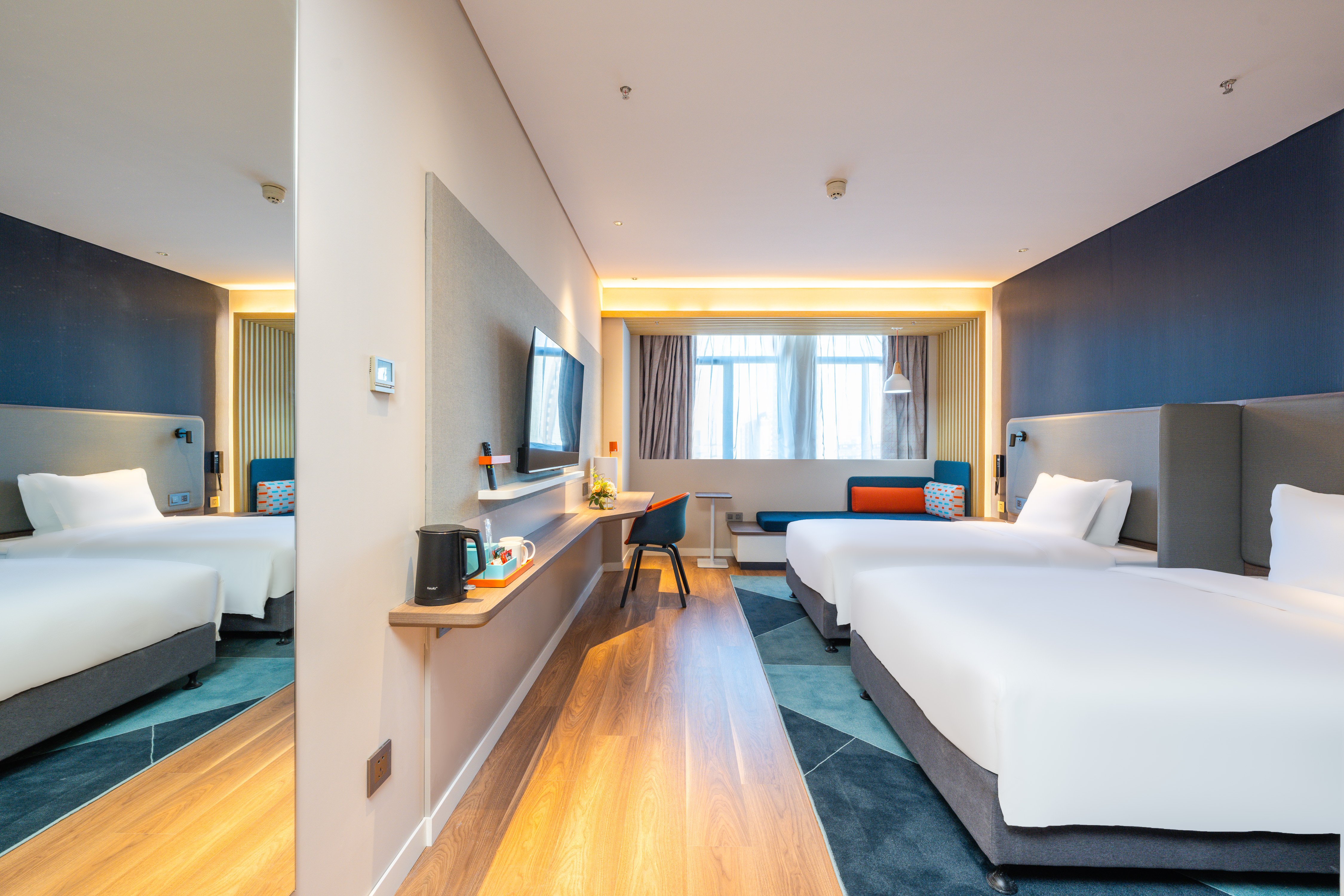 holiday inn express xinji city center an ihg hotel