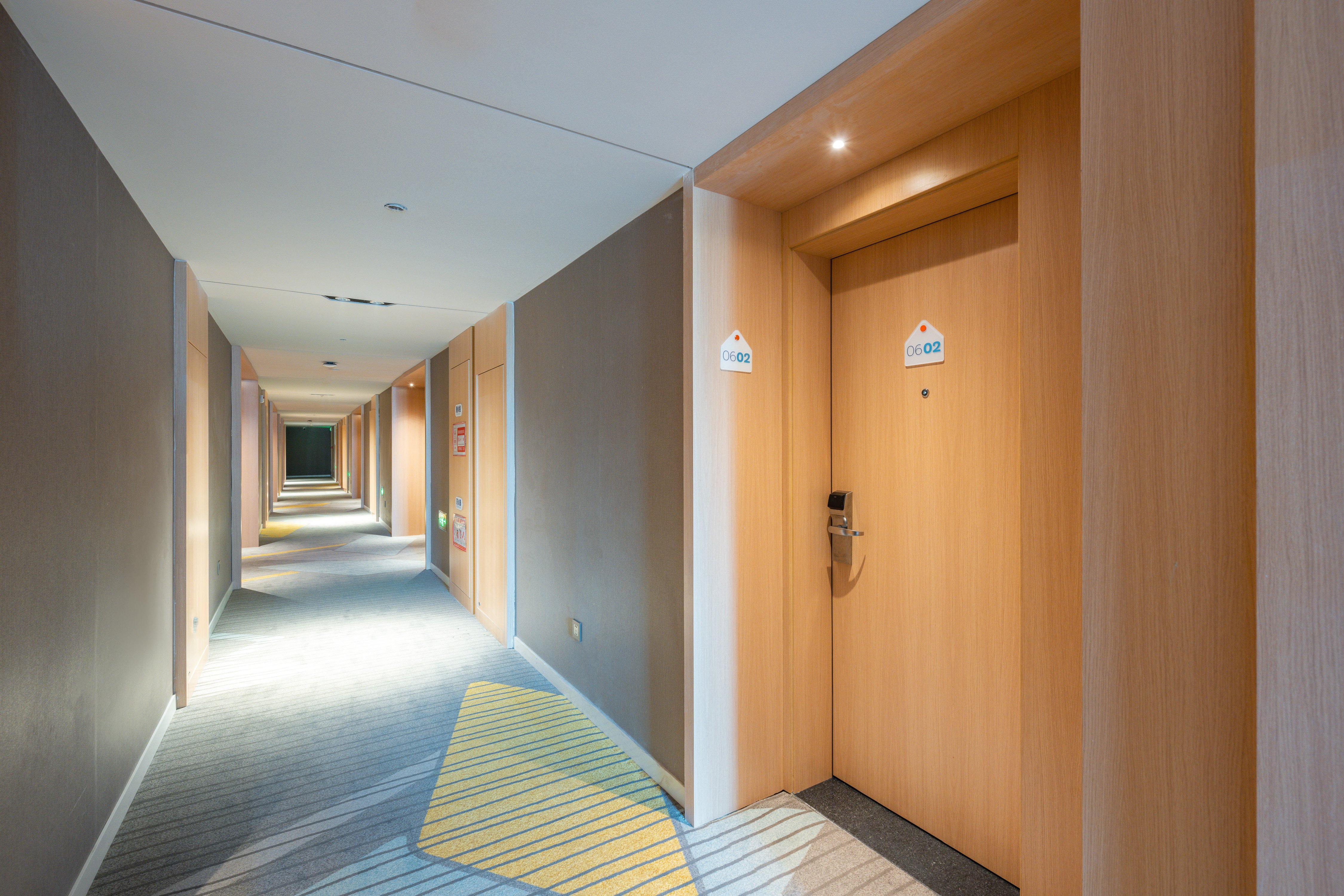 holiday inn express xinji city center an ihg hotel