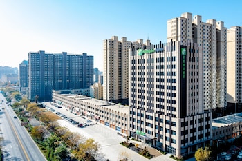 holiday inn express xinji city center an ihg hotel