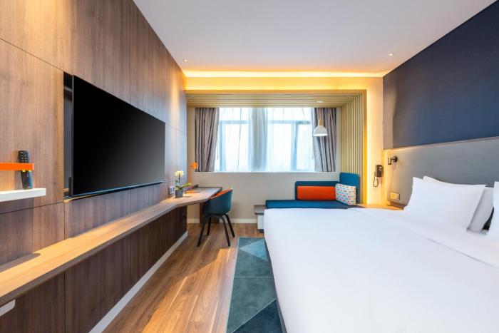 holiday inn express xinji city center an ihg hotel