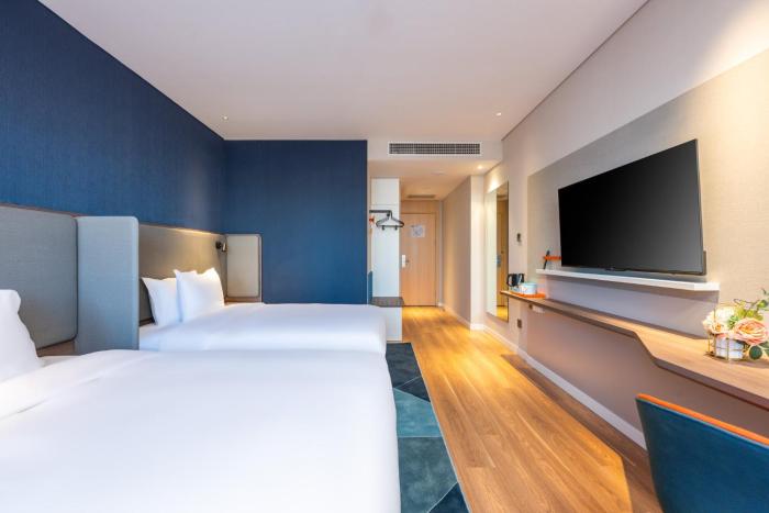 holiday inn express xinji city center an ihg hotel