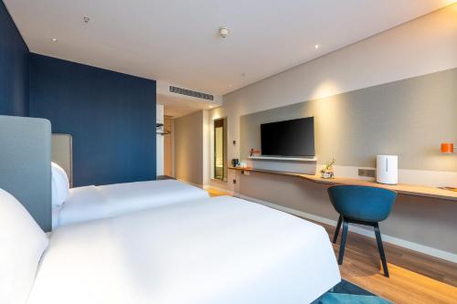holiday inn express xinji city center an ihg hotel