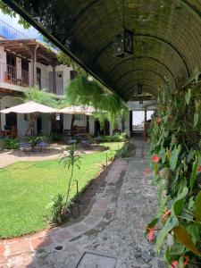 Villa De Antano,,2.5 star