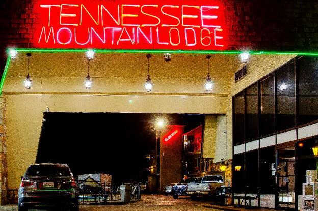 tennessee mountain lodge riverside by oyo