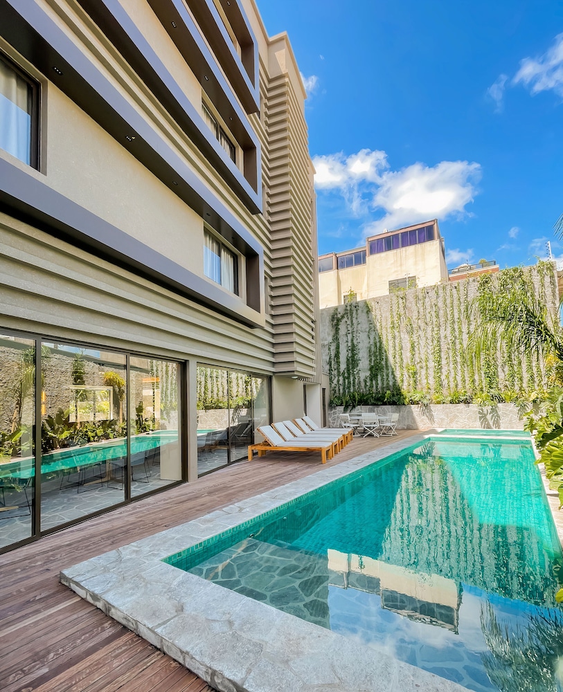 tintto hotel soft opening